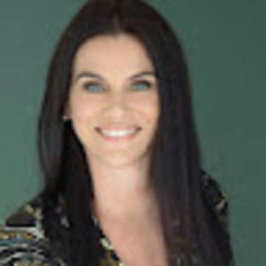 Meet your Posher, Angie